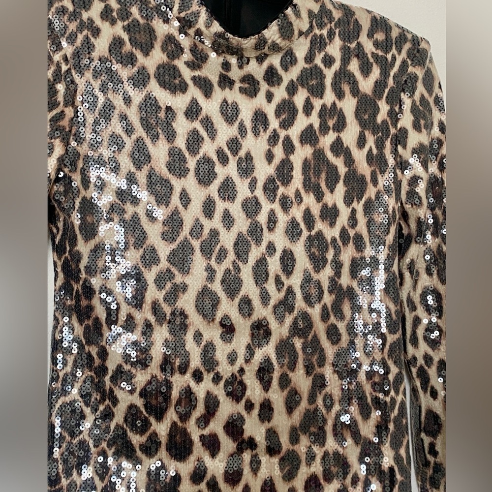 A.L.C. Marshall Sequin Leopard Print Long Sleeve Top Cropped Y2K Glam - Picture 7 of 8